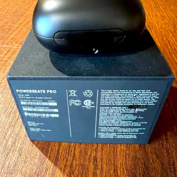 Powerbeats Pro True Wireless Earbuds - Picture 5 of 5
